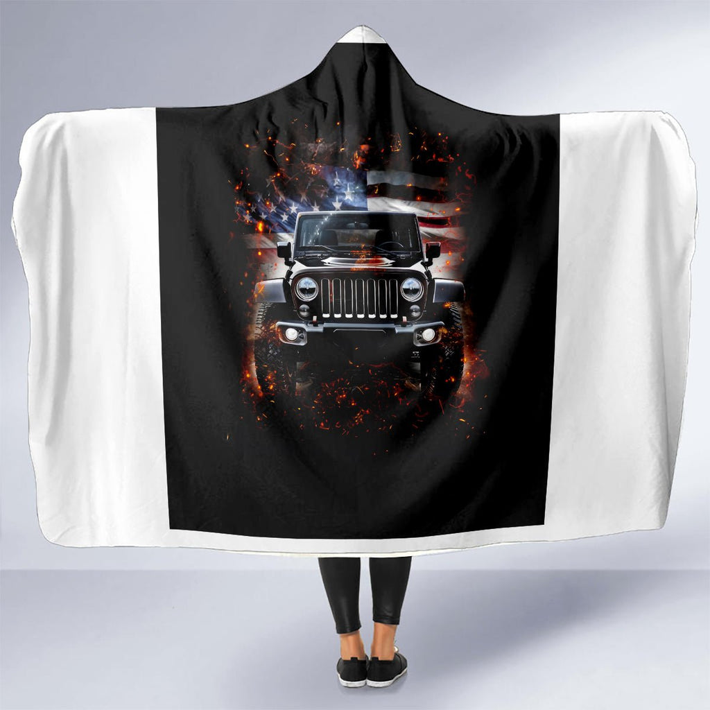 American Jeep Hooded Blanket Never Underestimate An Old Man With A Jeep DT01 - The Mazicc - Youth 60"x45" - One Size - Black