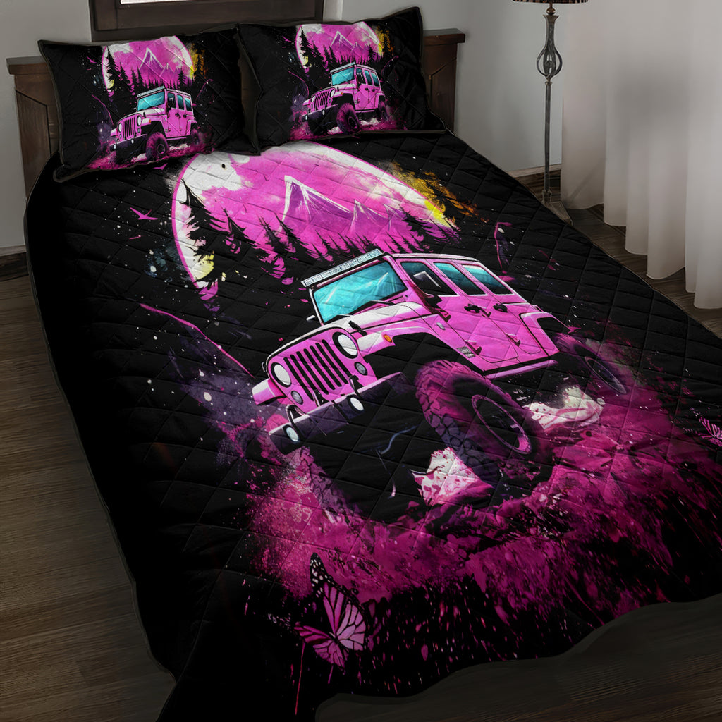 pink-jeep-quilt-bed-set-not-all-who-wander-are-lost