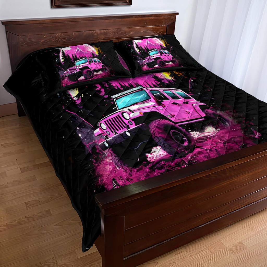 pink-jeep-quilt-bed-set-not-all-who-wander-are-lost