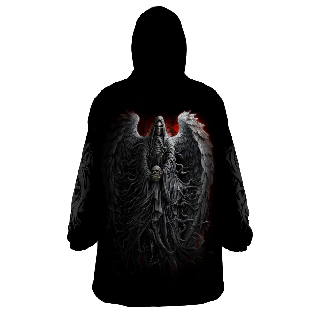 skull-wearable-blanket-hoodie-death-angel-hold-skull