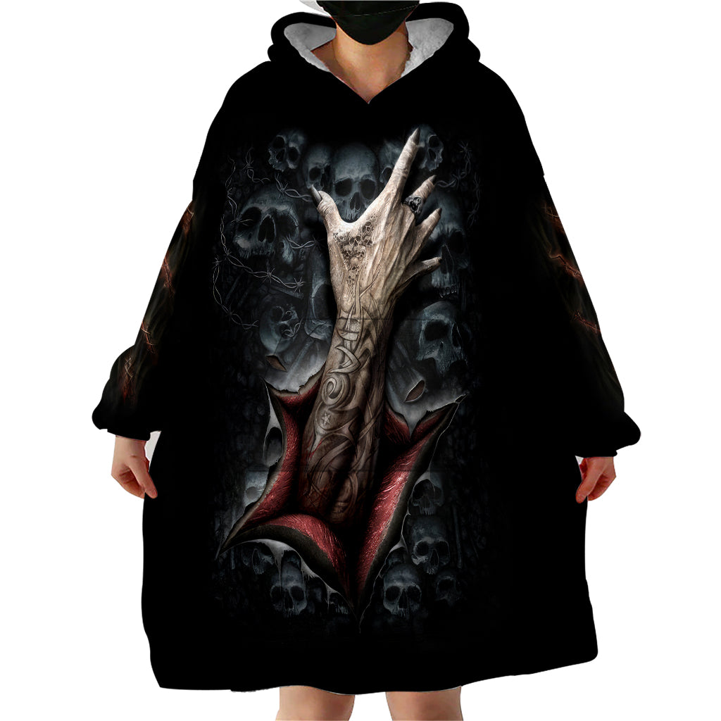 skull-wearable-blanket-hoodie-skeleton-ripped-inside
