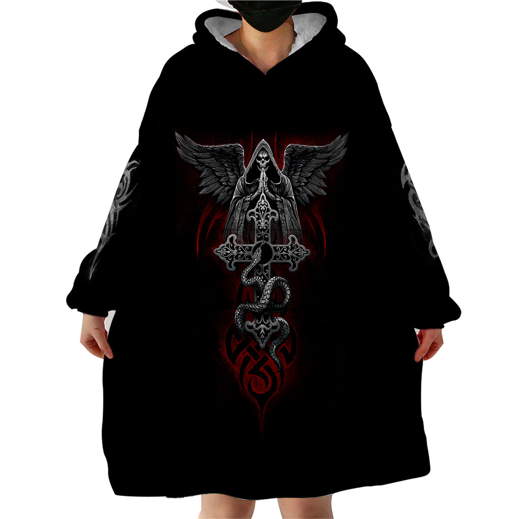 skull-wearable-blanket-hoodie-cross-snake-bloody-skull