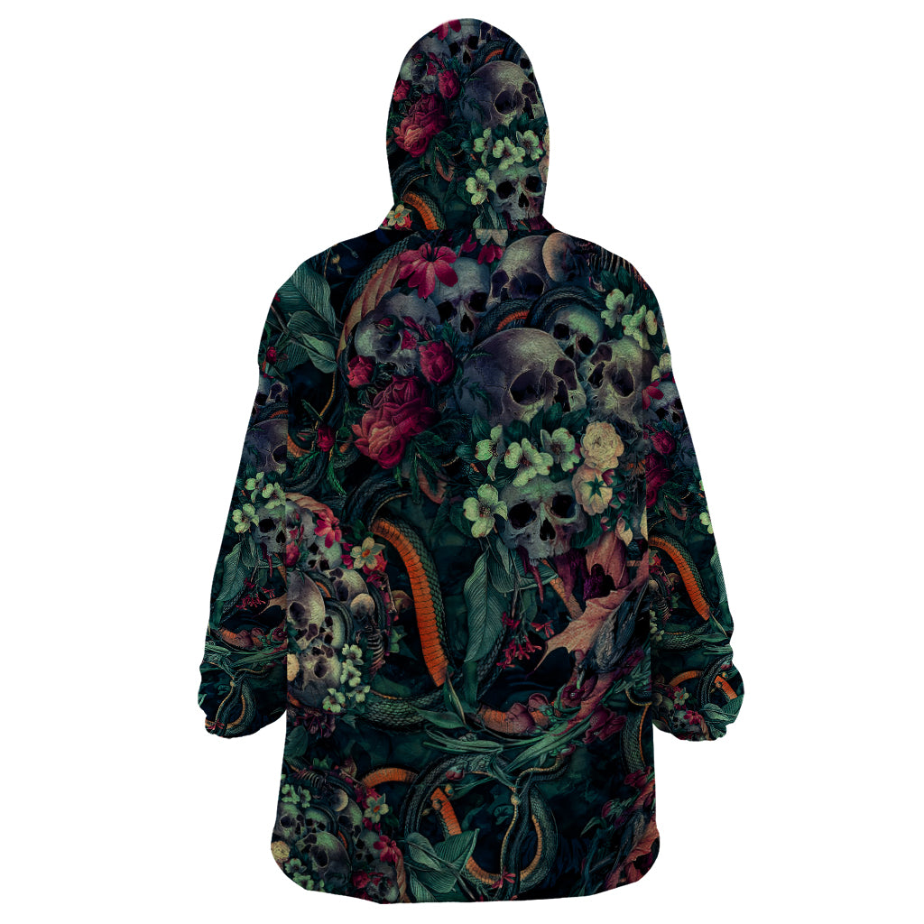 skulls-and-snakes-wearable-blanket-hoodie