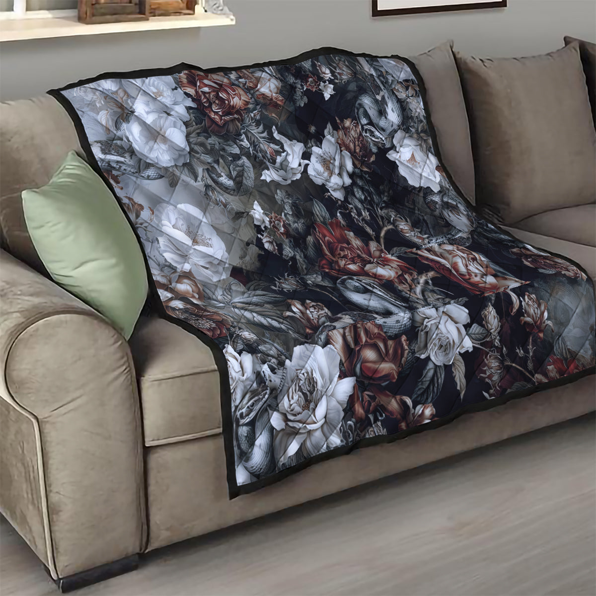 skulls-roses-and-white-snakes-quilt