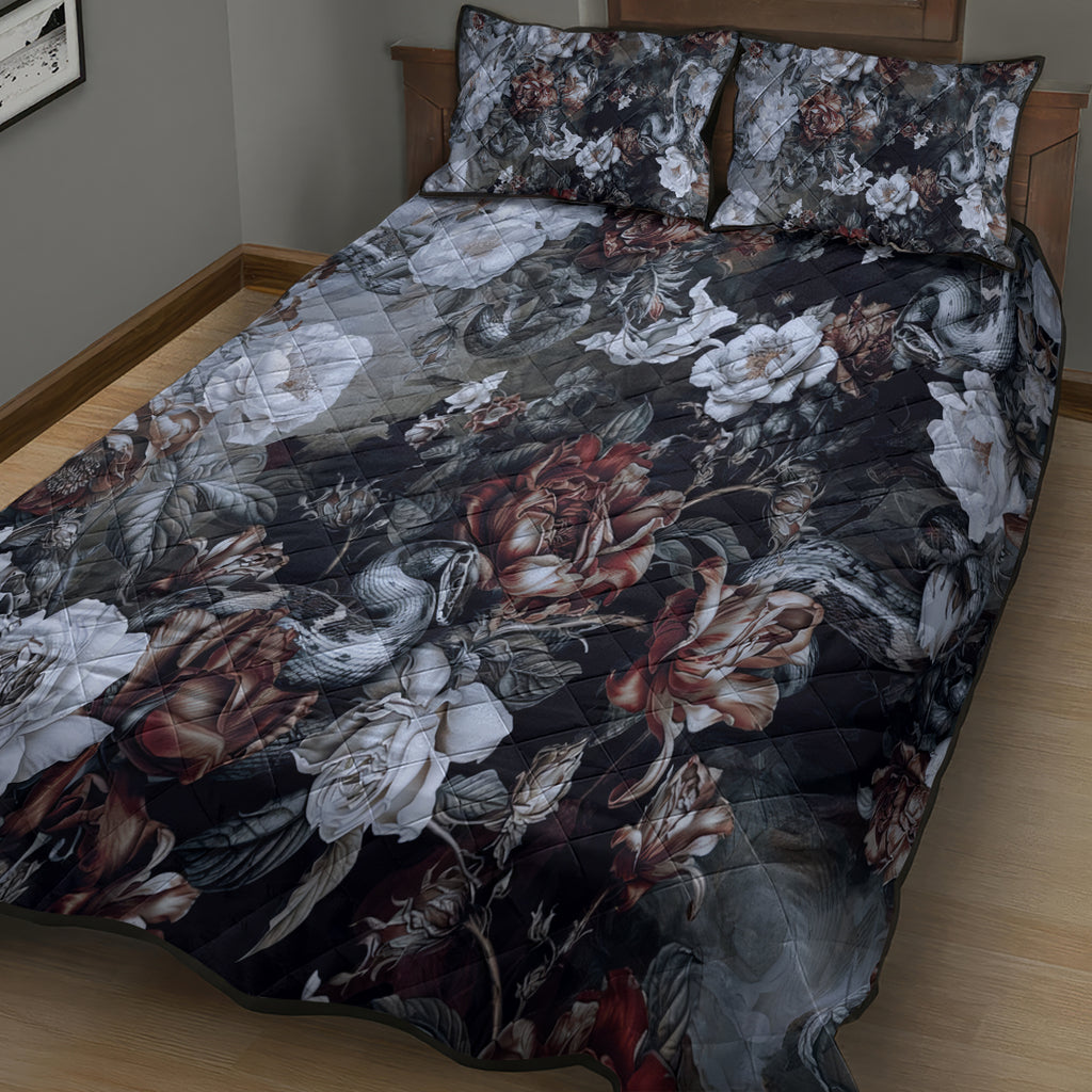 skulls-roses-and-white-snakes-quilt-bed-set