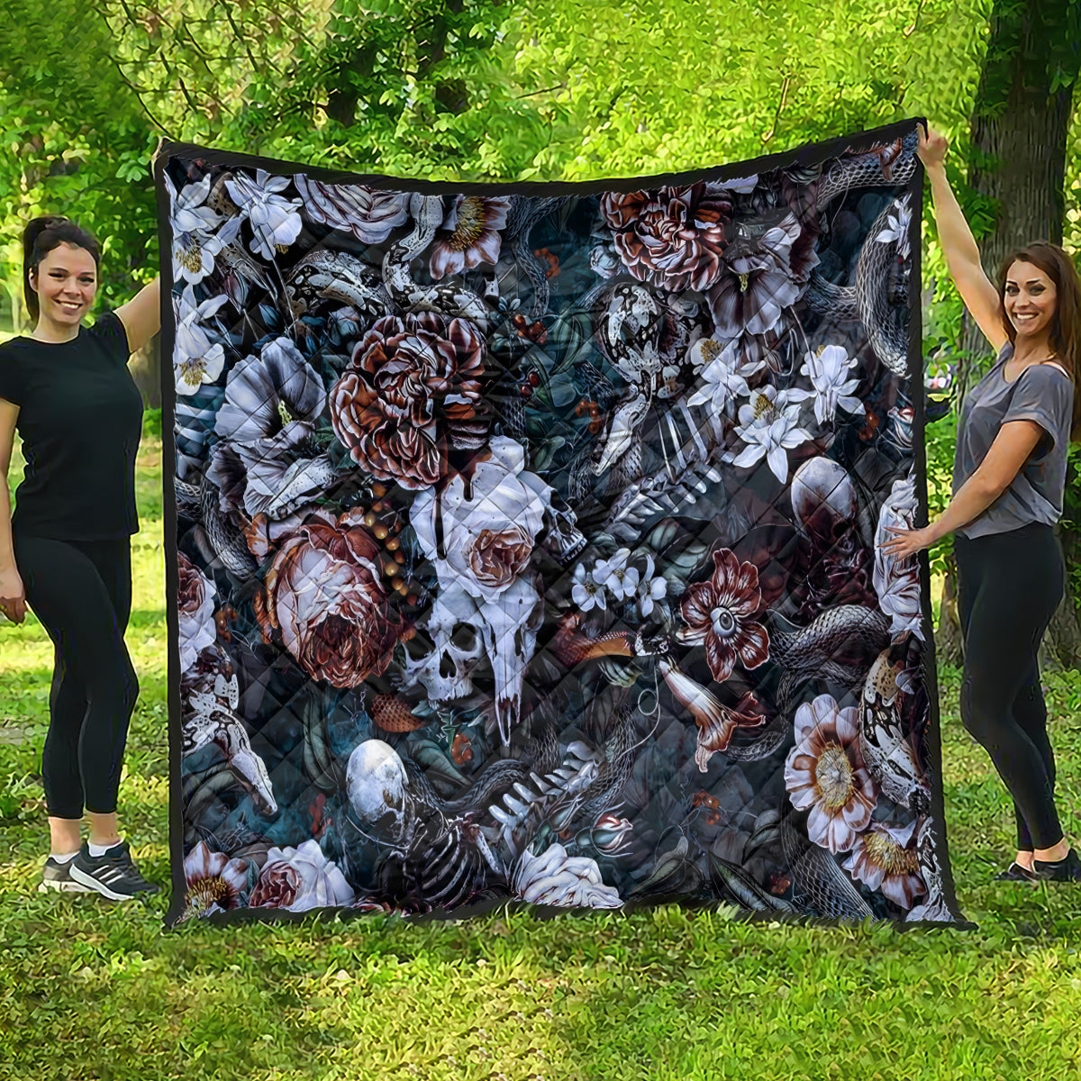 skulls-white-nightmare-quilt