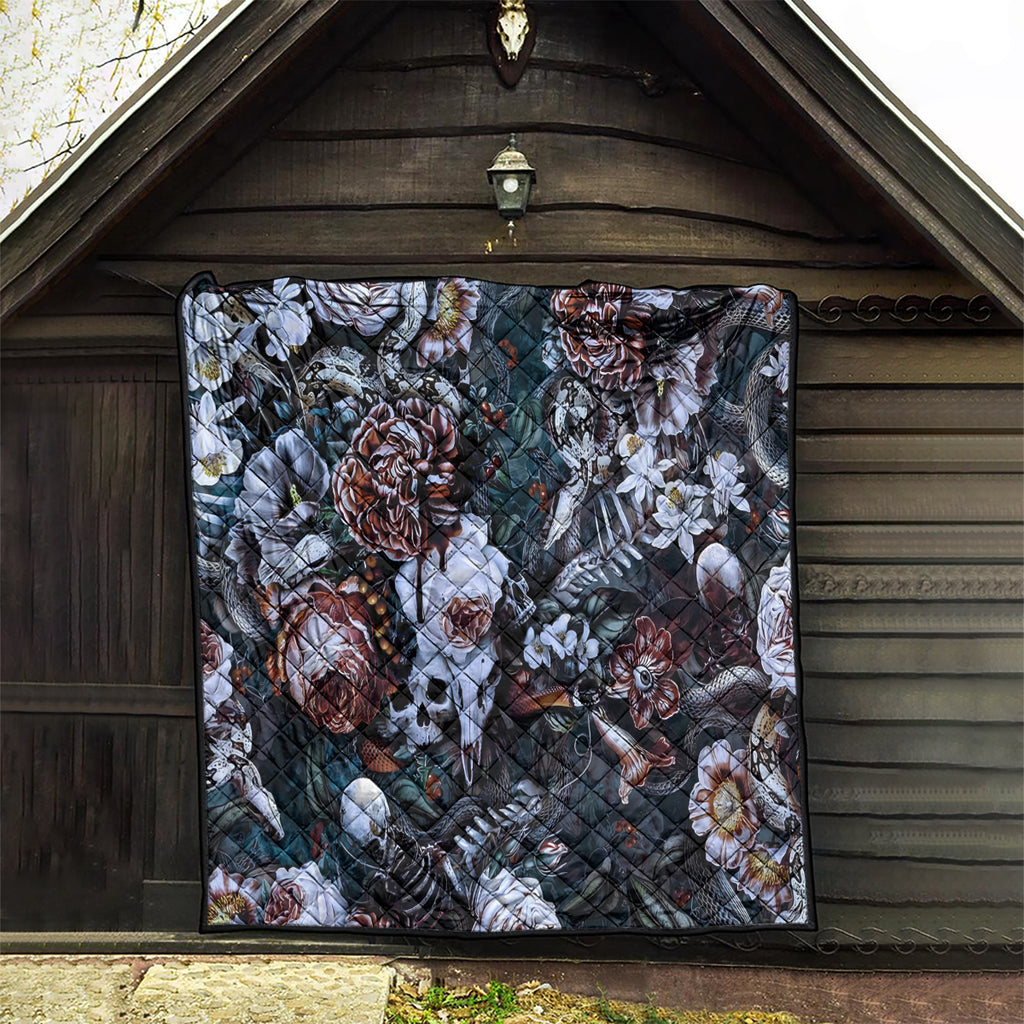 skulls-white-nightmare-quilt
