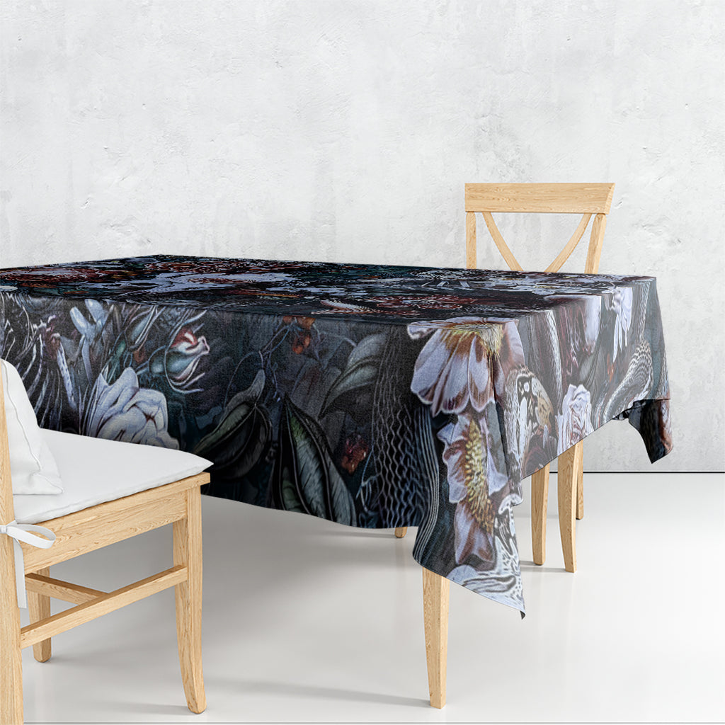 skulls-white-nightmare-tablecloth