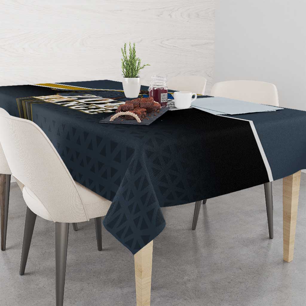 Zoe Hange Attack on Titan Tablecloth Anime Urban Chic Illustration