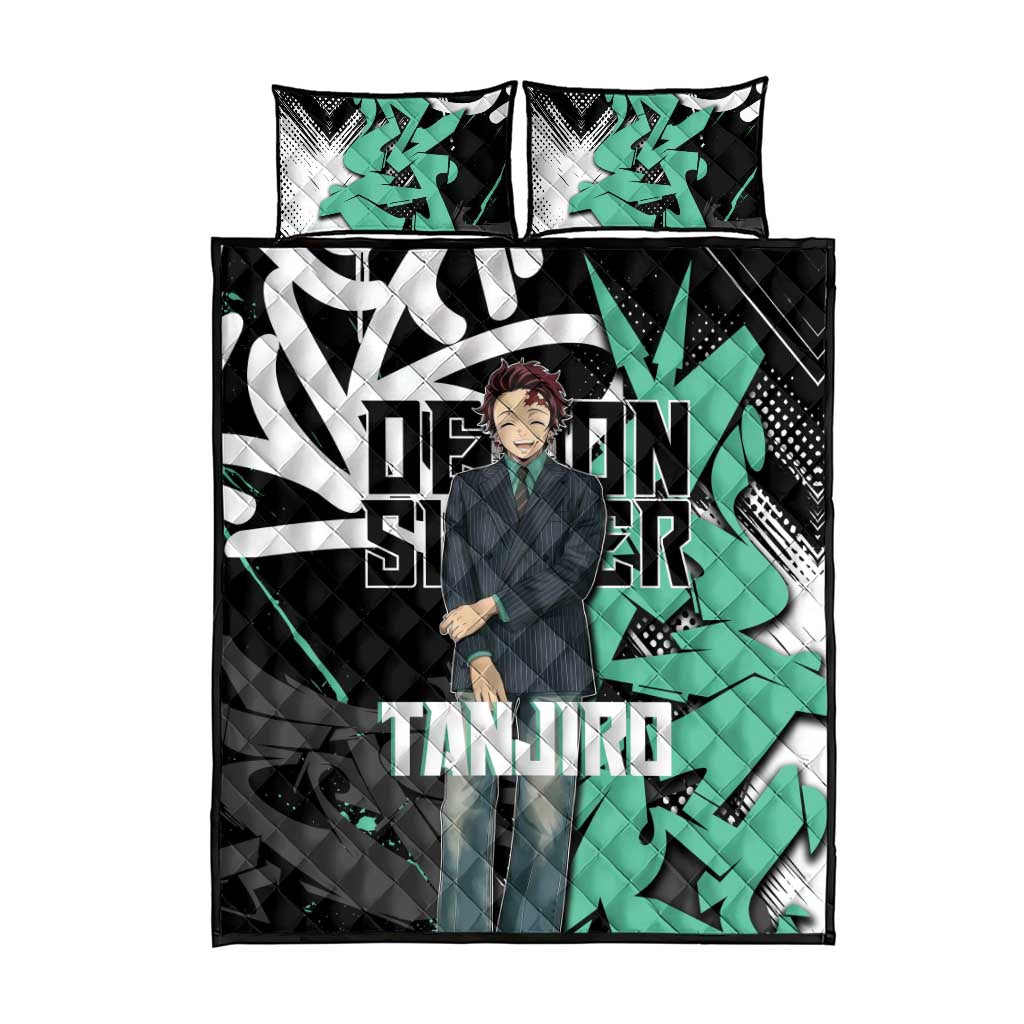 Kamado Tanjiro Demon Slayer Quilt Bed Set Black Graffiti Anime Graphic