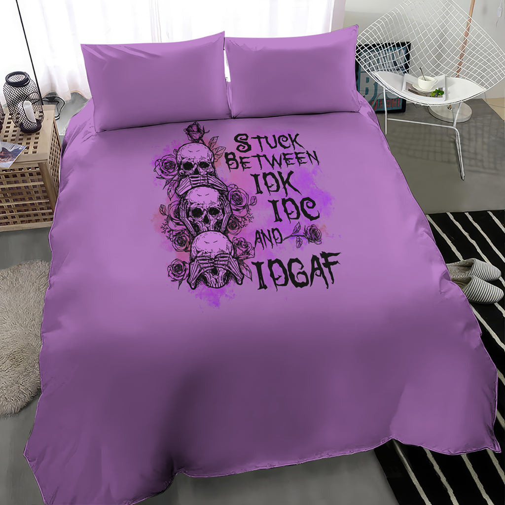 stuck-between-idk-idc-and-idgaf-bedding-set