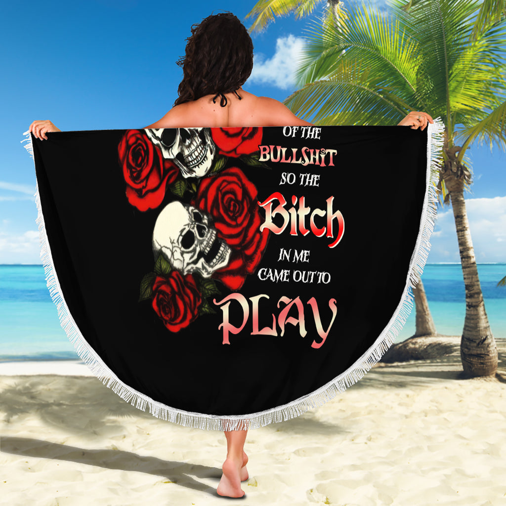 the-good-girl-in-me-3-skulls-rose-vintage-beach-blanket