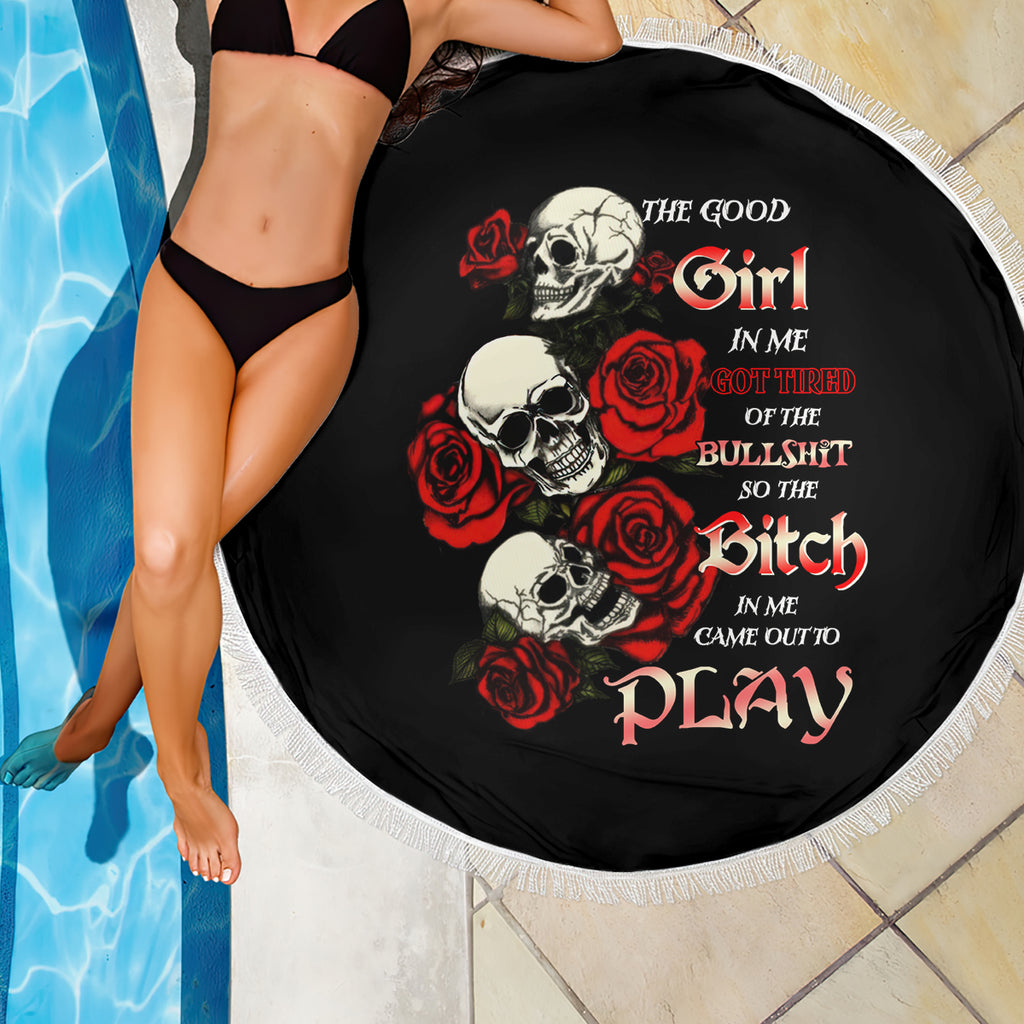 the-good-girl-in-me-3-skulls-rose-vintage-beach-blanket