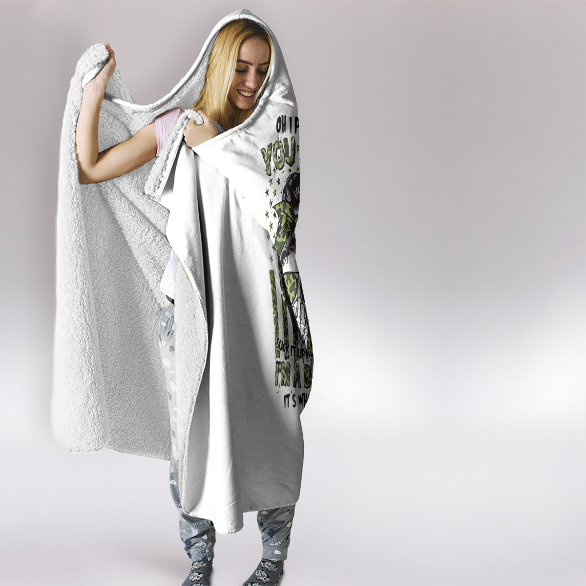 oh-i-pissed-you-off-messy-bun-hooded-blanket