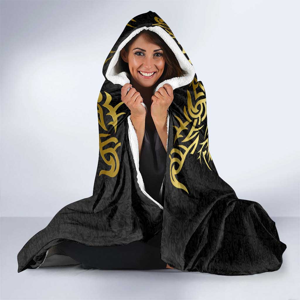 Misa Amane Death Note Hooded Blanket Misa Amane from Death Note - Dark Diva with a Blade