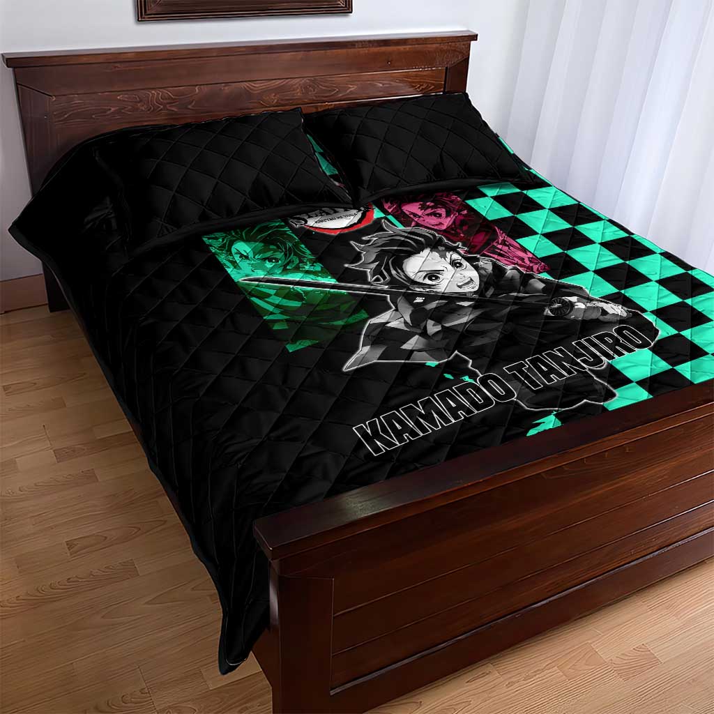 Tanjiro Kamado from Demon Slayer Quilt Bed Set with Green Black Checkered Pattern and Water Breathing Sword Pose Design - The Mazicc