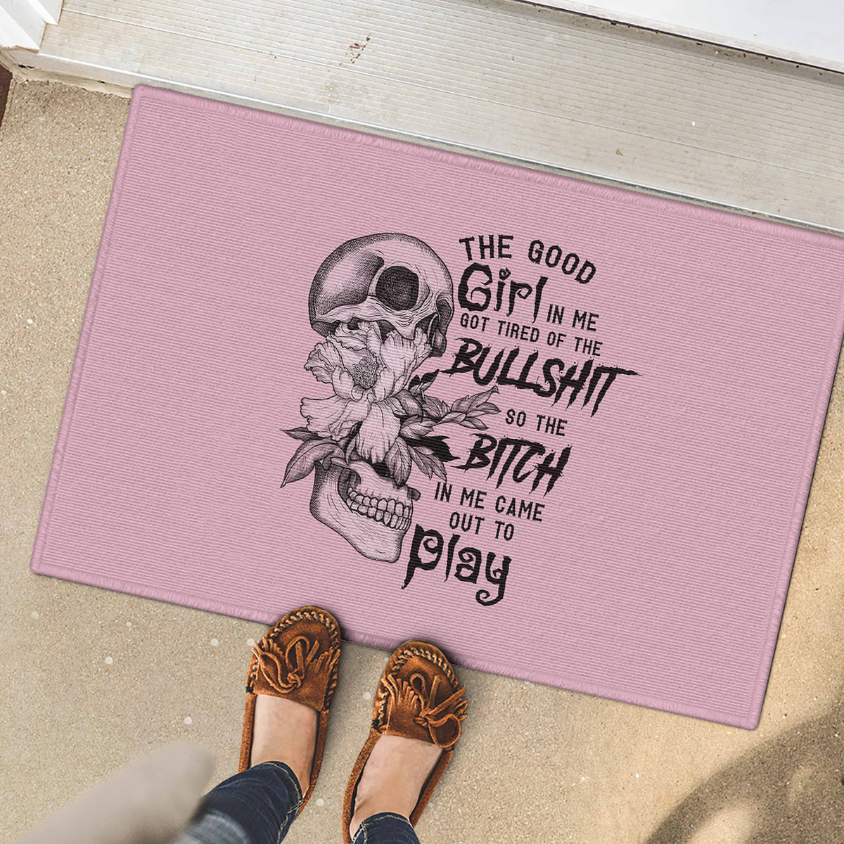 the-good-girl-in-me-got-tired-skull-rubber-doormat