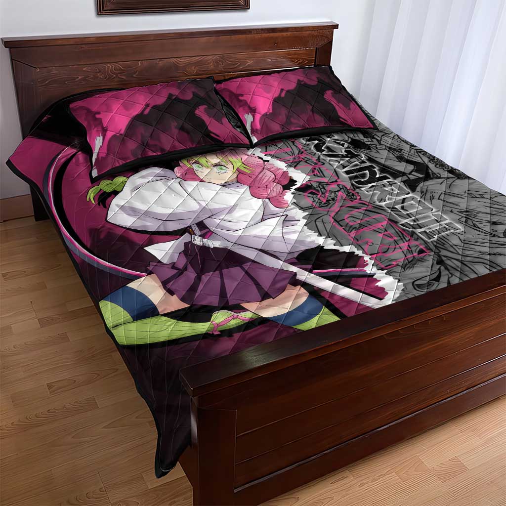 Mitsuri Kanroji Demon Slayer Pink and Black Design Quilt Bed Set with Manga Panels and Love Hashira Theme - The Mazicc