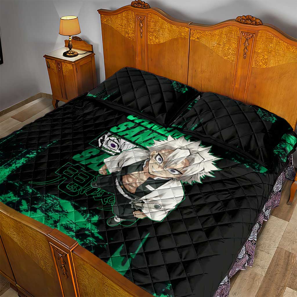 Sanemi Shinazugawa Demon Slayer Green and Black Grunge Quilt Bed Set Design with Intense Eyes and Wind Hashira Theme - The Mazicc