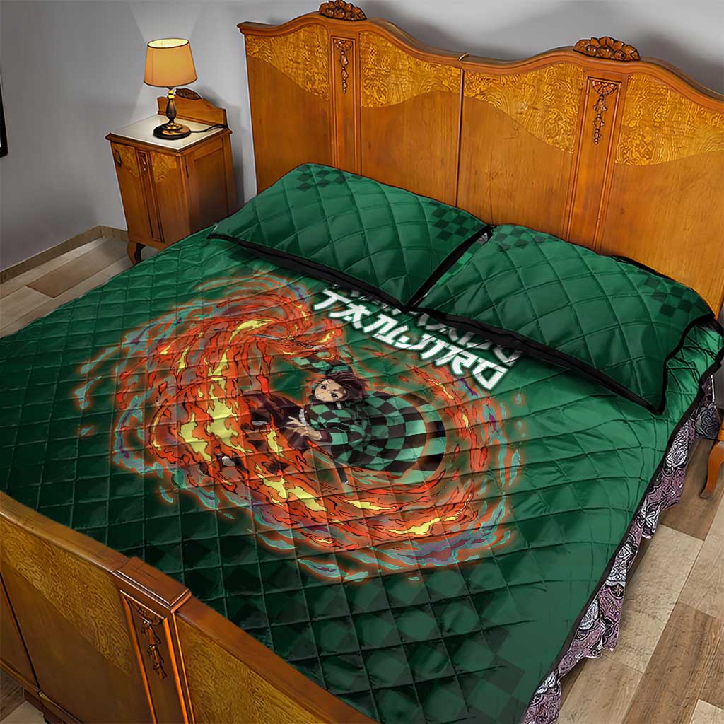 Kamado Tanjiro Demon Slayer Quilt Bed Set Flame Burst Anime Checkered Style