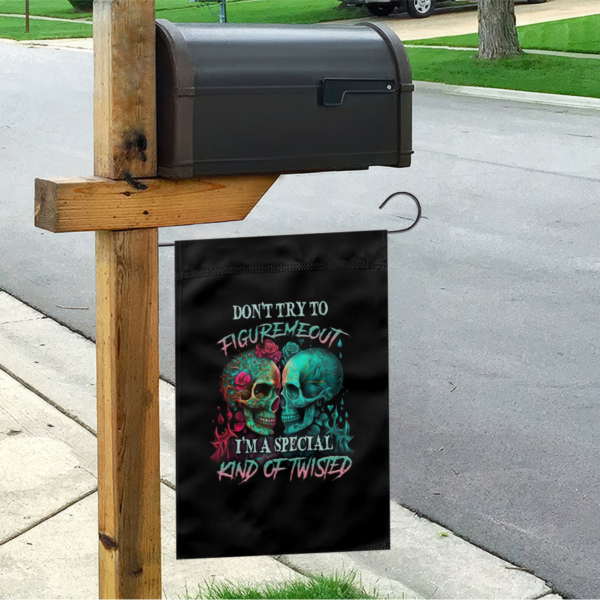 dont-try-to-figure-me-out-skull-garden-flag
