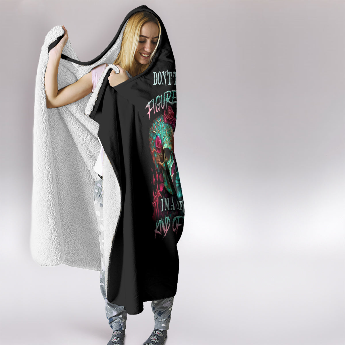 dont-try-to-figure-me-out-skull-hooded-blanket