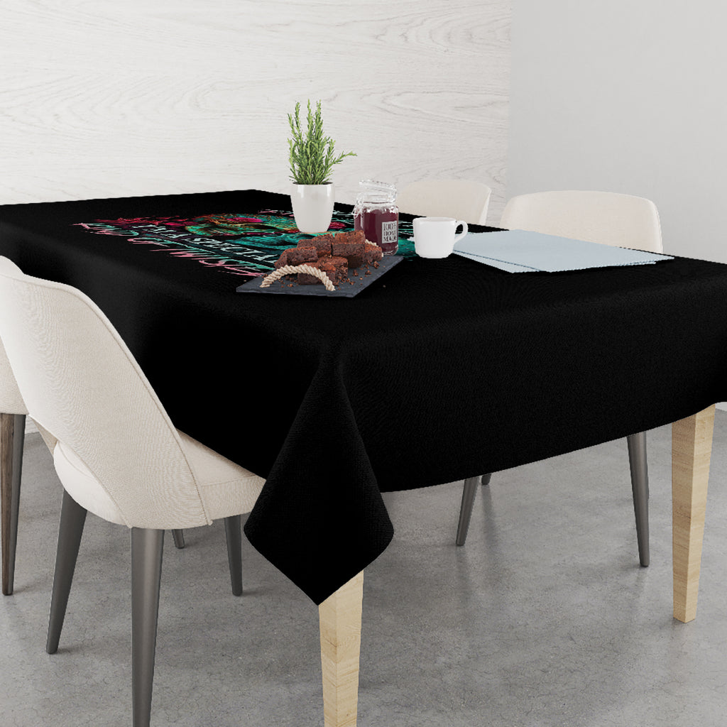 dont-try-to-figure-me-out-skull-tablecloth