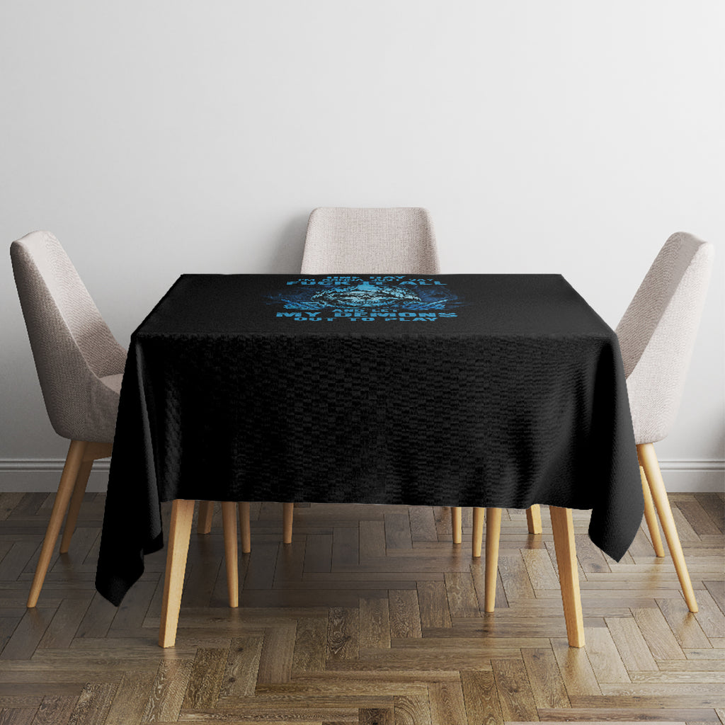 my-demons-out-to-play-skull-tablecloth