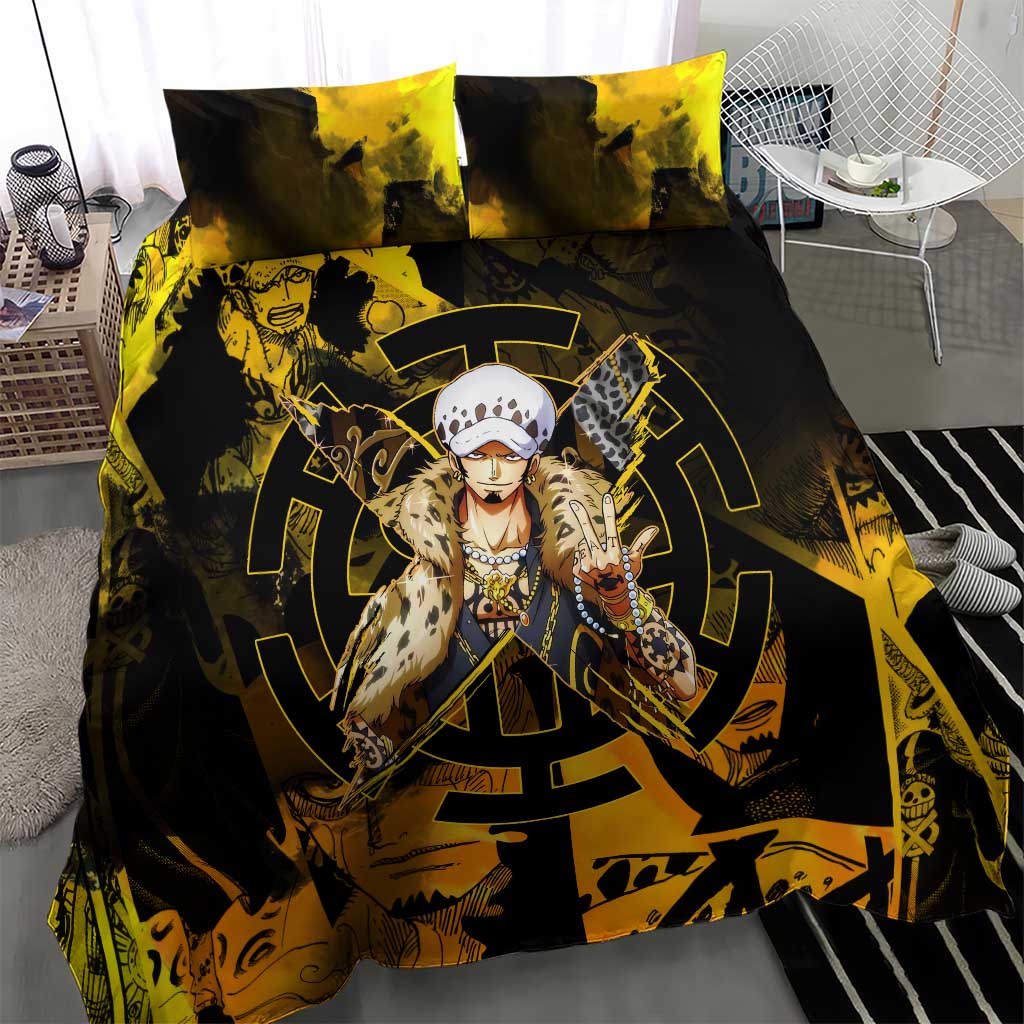 Trafalgar Law One Piece Yellow and Black Theme Bedding Set with Jolly Roger Symbol and Manga Panel Design - The Mazicc