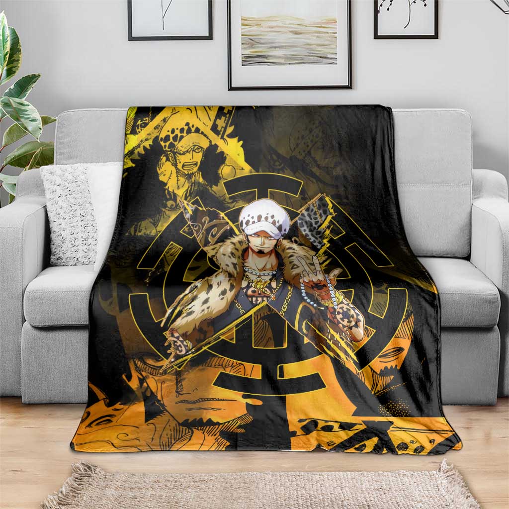 Trafalgar Law One Piece Yellow and Black Theme Blanket with Jolly Roger Symbol and Manga Panel Design - The Mazicc