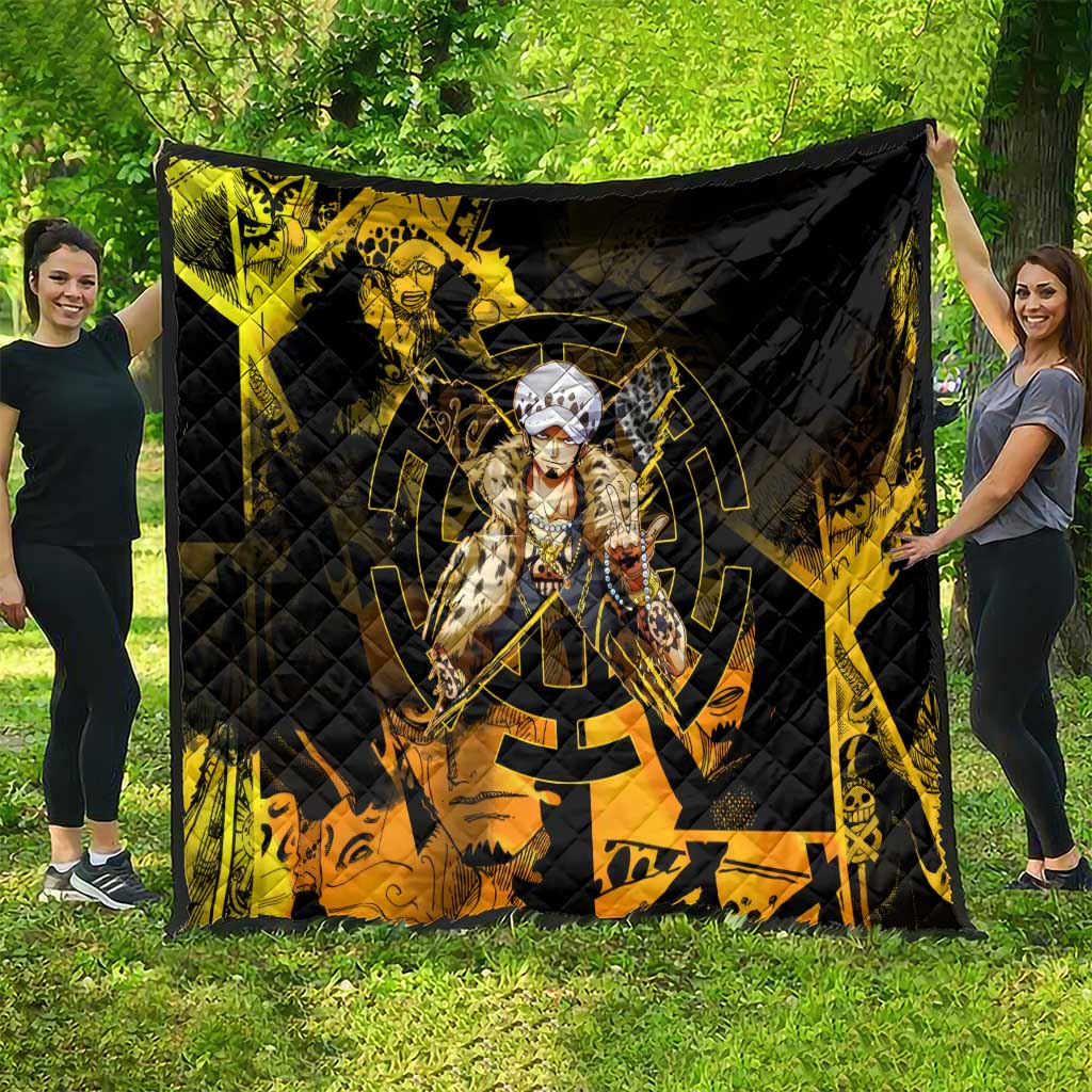 Trafalgar Law One Piece Yellow and Black Theme Quilt with Jolly Roger Symbol and Manga Panel Design - The Mazicc