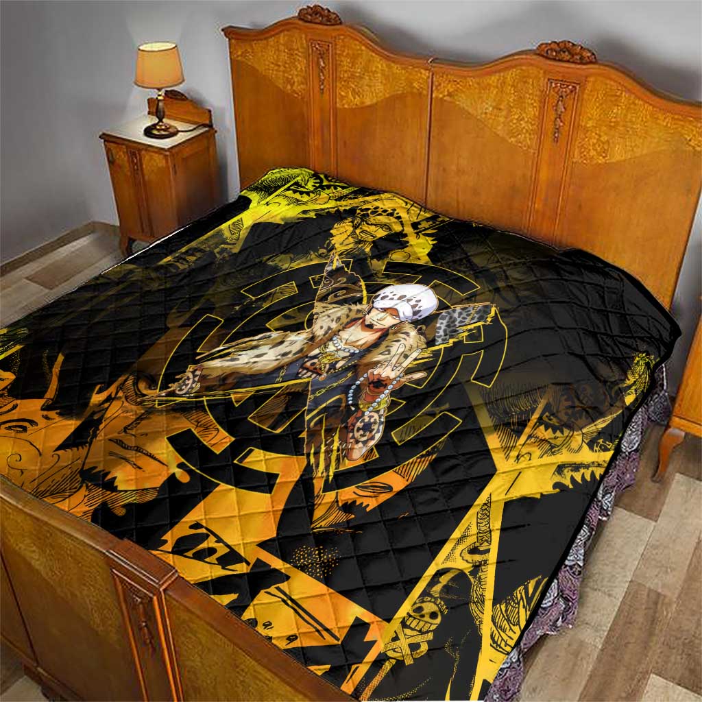 Trafalgar Law One Piece Yellow and Black Theme Quilt with Jolly Roger Symbol and Manga Panel Design - The Mazicc
