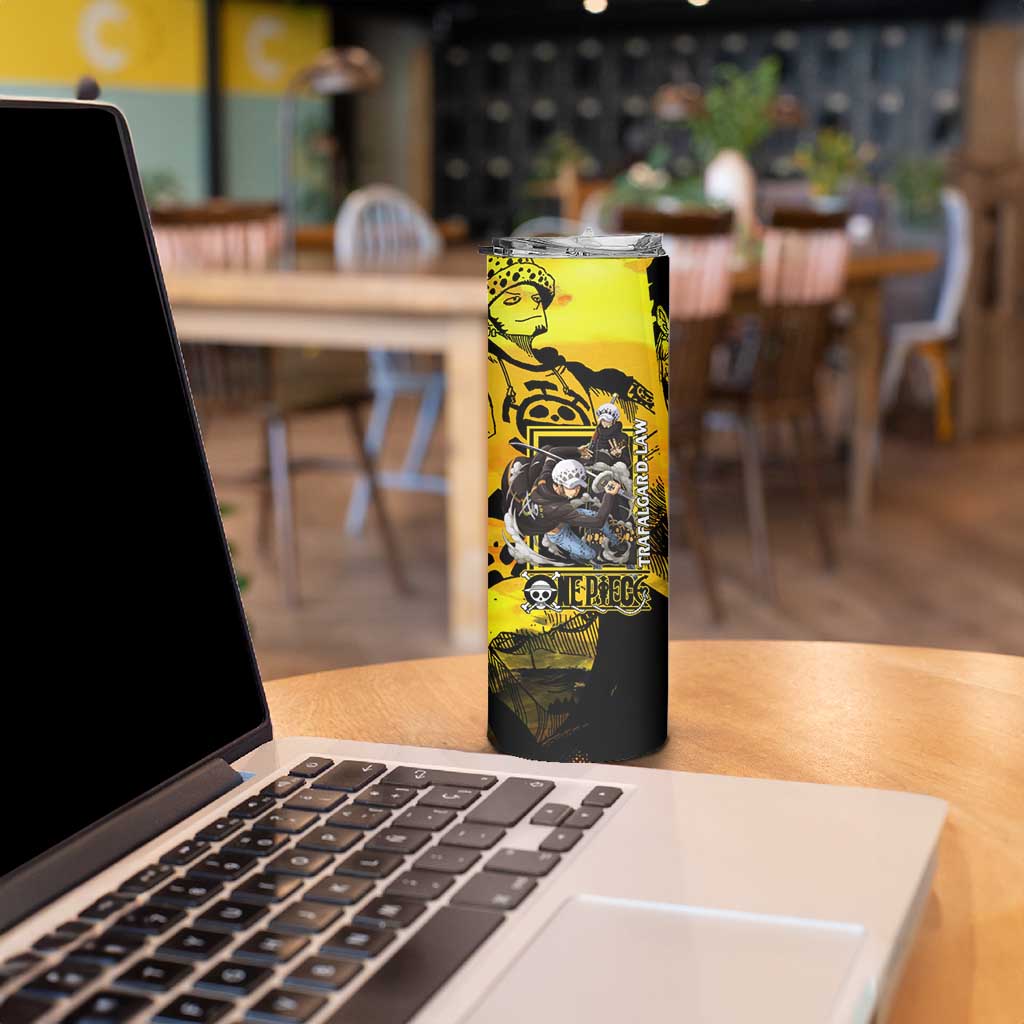 Trafalgar Law One Piece Yellow and Black Theme Skinny Tumbler with Jolly Roger Symbol and Manga Panel Design - The Mazicc