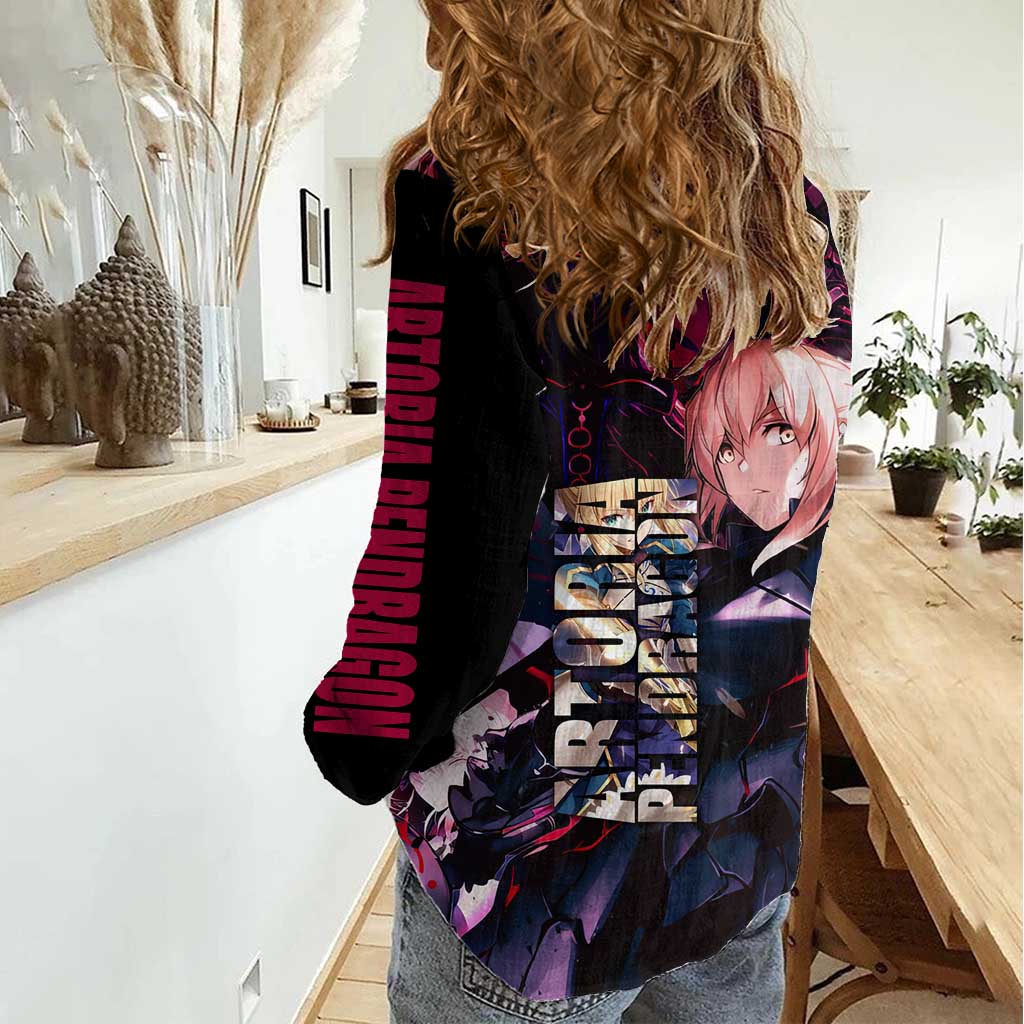 Saber Artoria Pendragon Dark Armor Theme Women Casual Shirt with Red and Purple Abstract Background Design - The Mazicc