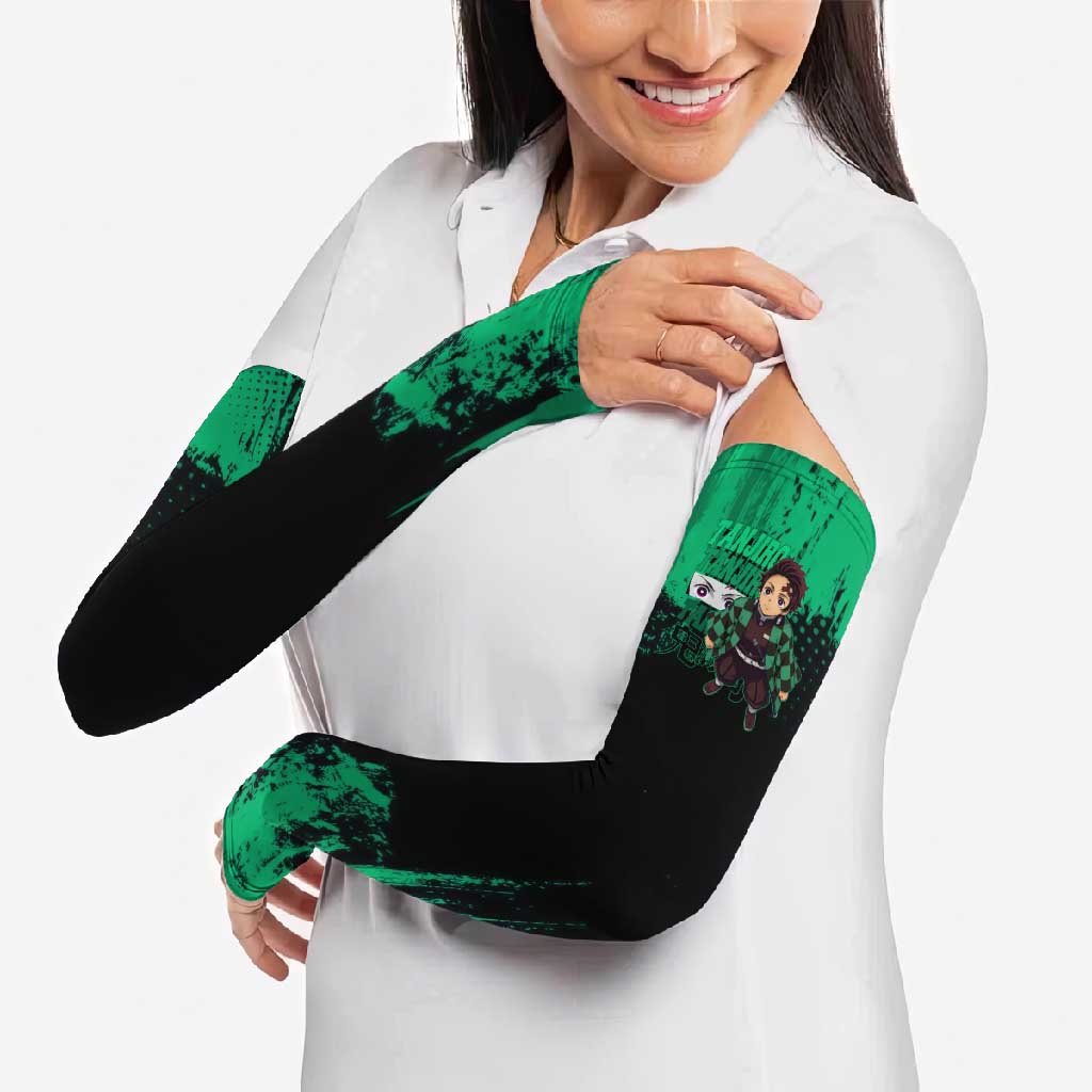 Tanjiro Kamado Demon Slayer Green Grunge Design Arm Sleeves with Determined Eyes and Classic Checkered Haori - The Mazicc