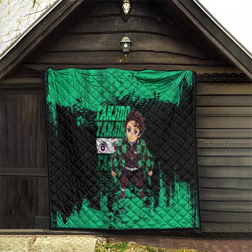 Tanjiro Kamado Demon Slayer Green Grunge Design Quilt with Determined Eyes and Classic Checkered Haori - The Mazicc