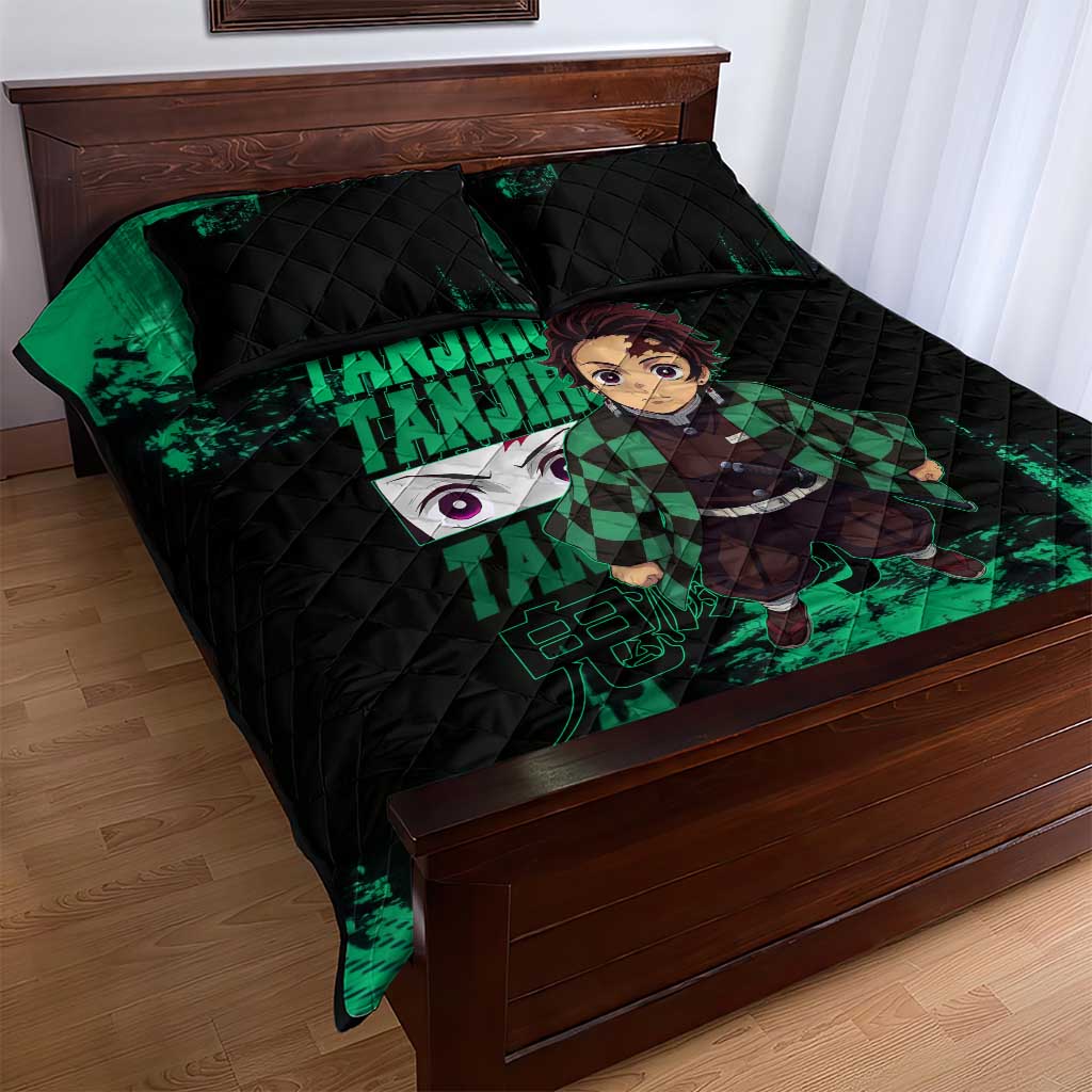 Tanjiro Kamado Demon Slayer Green Grunge Design Quilt Bed Set with Determined Eyes and Classic Checkered Haori - The Mazicc