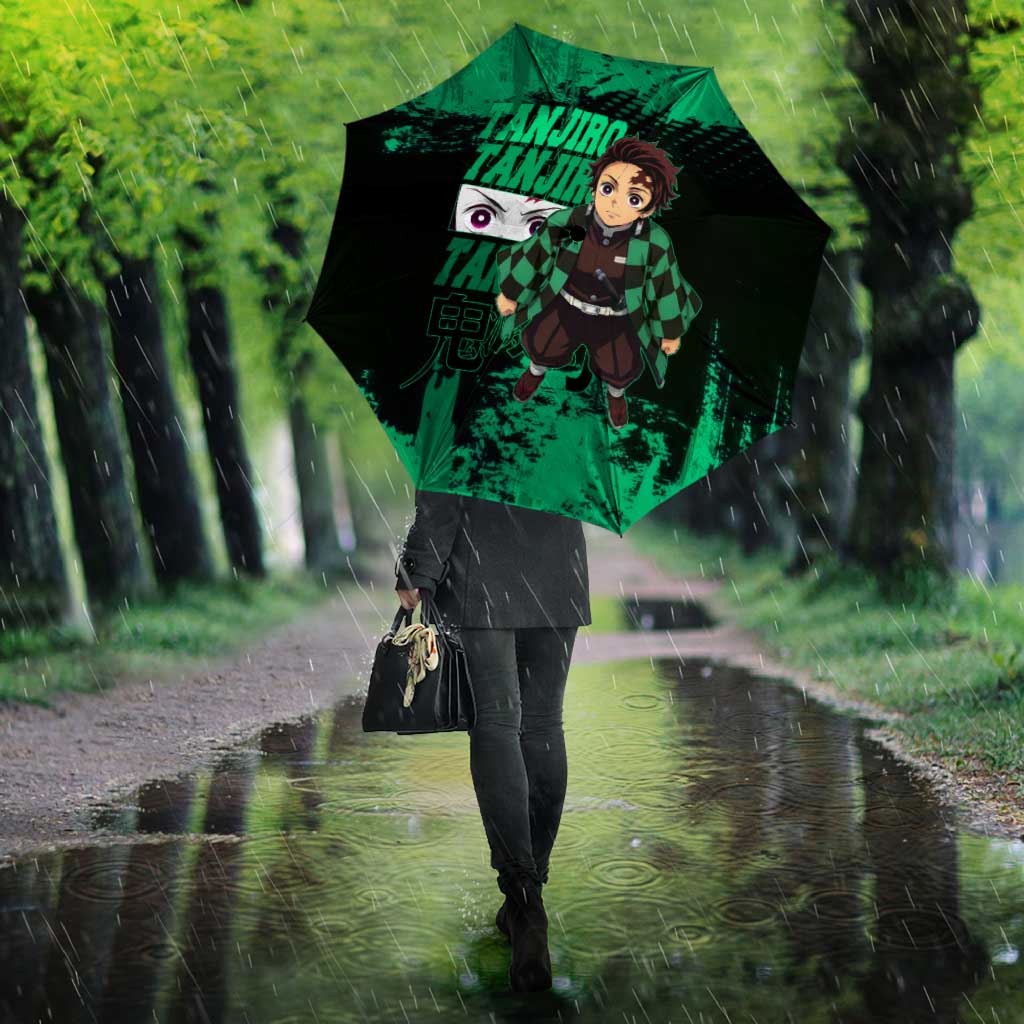 Tanjiro Kamado Demon Slayer Green Grunge Design Umbrella with Determined Eyes and Classic Checkered Haori - The Mazicc
