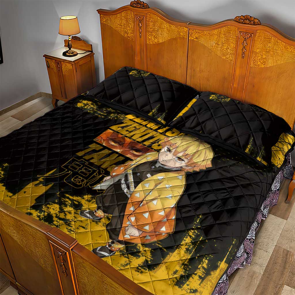 Zenitsu Agatsuma Demon Slayer Yellow Grunge Design Quilt Bed Set with Lightning Eyes and Bold Pose - The Mazicc