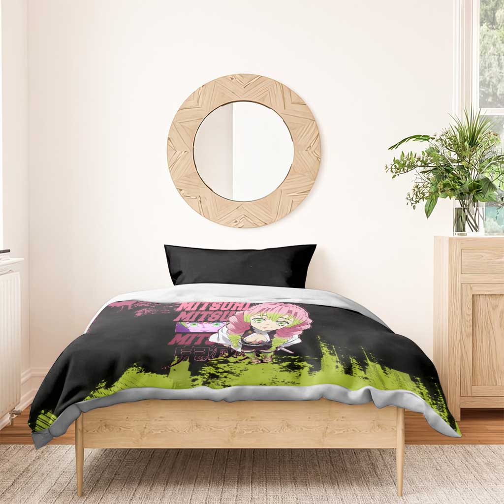 Mitsuri Kanroji Demon Slayer Pink and Green Grunge Design Bedding Set with Heart Eyes and Playful Pose - The Mazicc