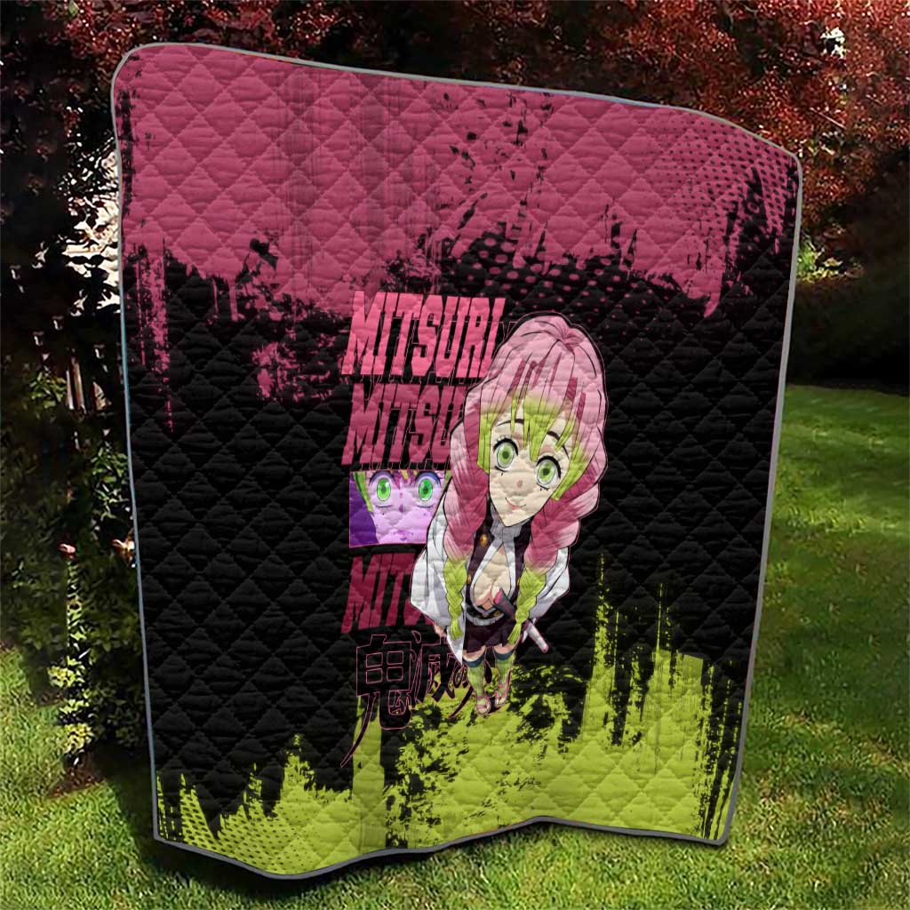 Mitsuri Kanroji Demon Slayer Pink and Green Grunge Design Quilt with Heart Eyes and Playful Pose - The Mazicc