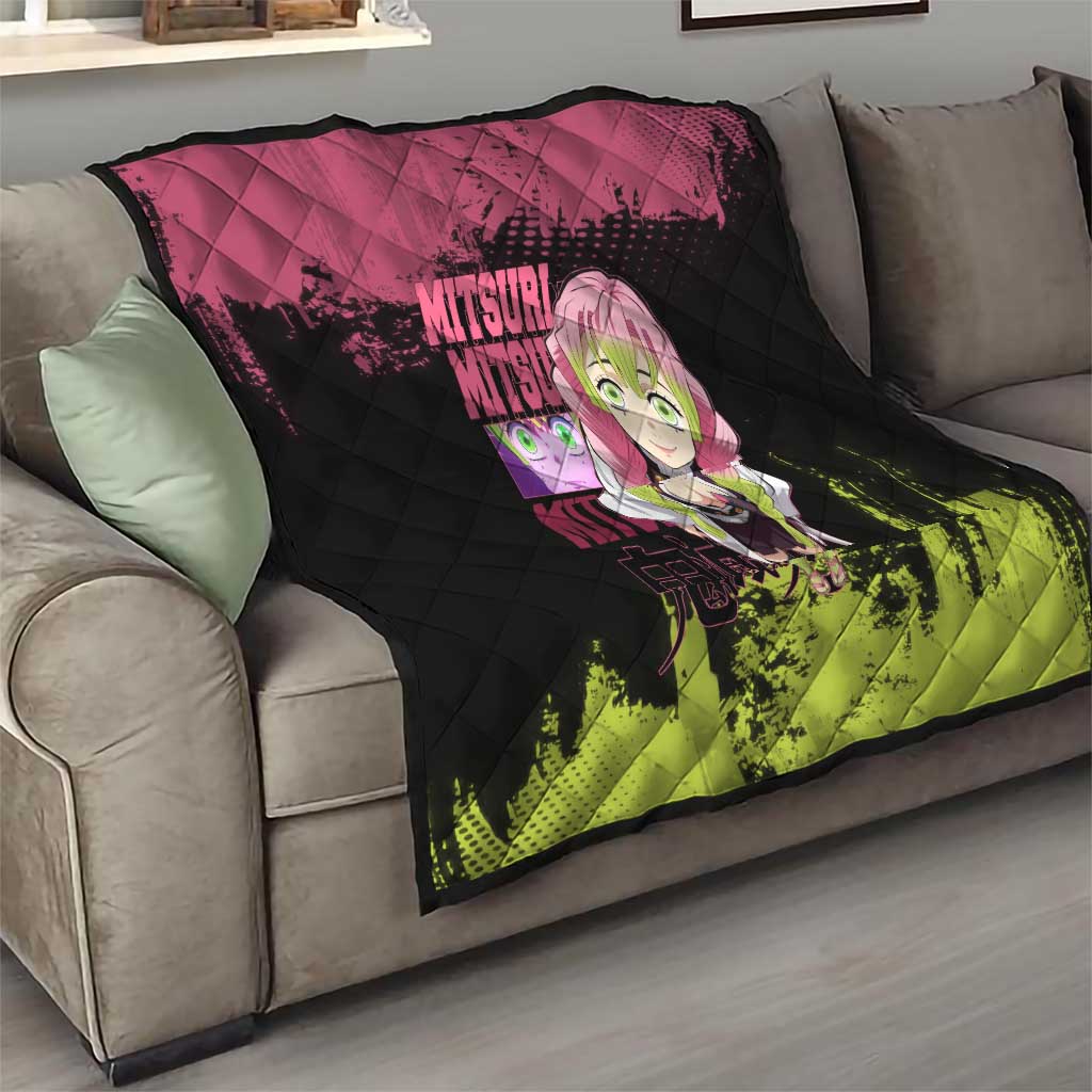 Mitsuri Kanroji Demon Slayer Pink and Green Grunge Design Quilt with Heart Eyes and Playful Pose - The Mazicc