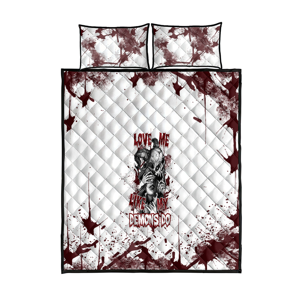 love-me-like-my-demons-do-skull-quilt-bed-set