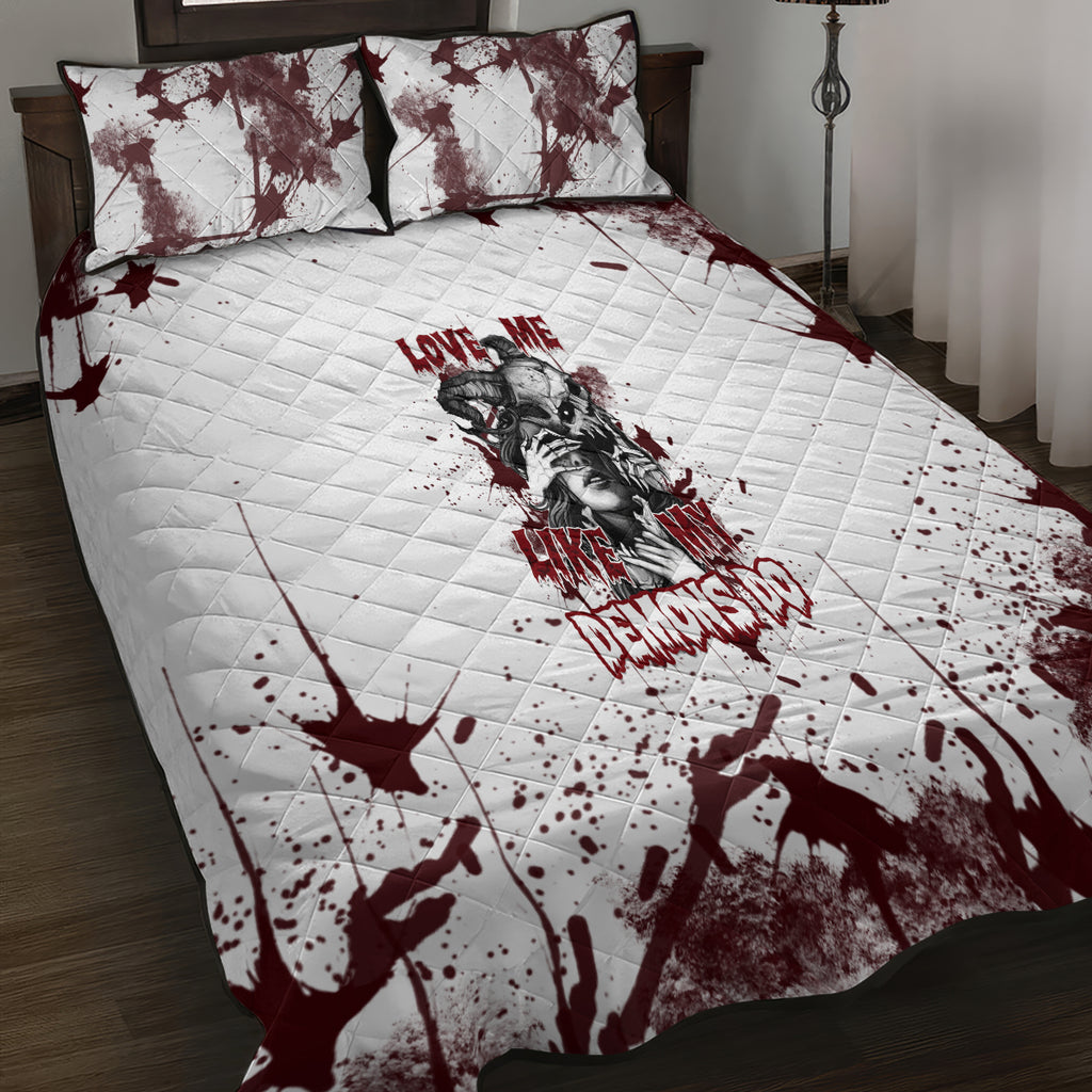 love-me-like-my-demons-do-skull-quilt-bed-set