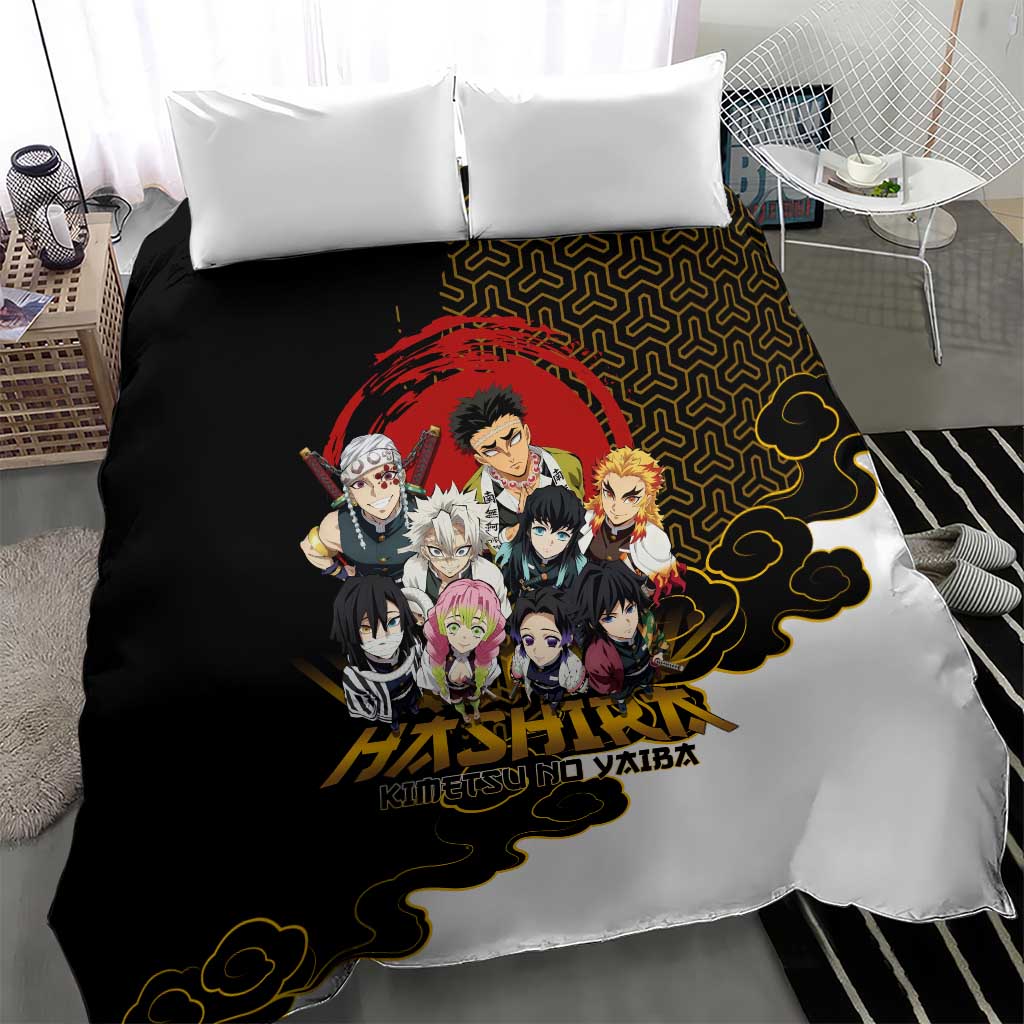 Demon Slayer Hashira Group Design Bedding Set with Gold Cloud Pattern and Stylized Kanji Motif - The Mazicc