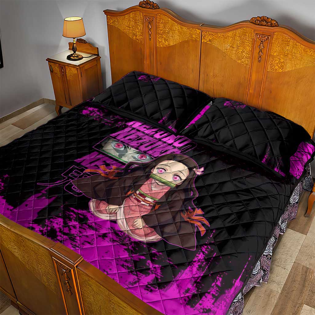 Nezuko Kamado Demon Slayer Pink Grunge Design Quilt Bed Set with Fierce Eyes and Cute Sitting Pose - The Mazicc
