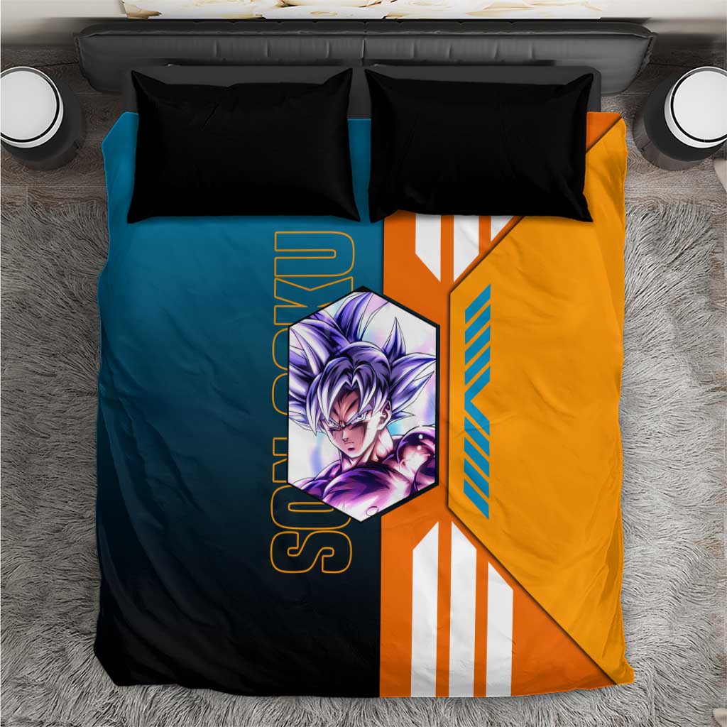 Son Goku from Dragon Ball Bedding Set with Orange Gi, Power Pose, and Energy Effect Design - The Mazicc