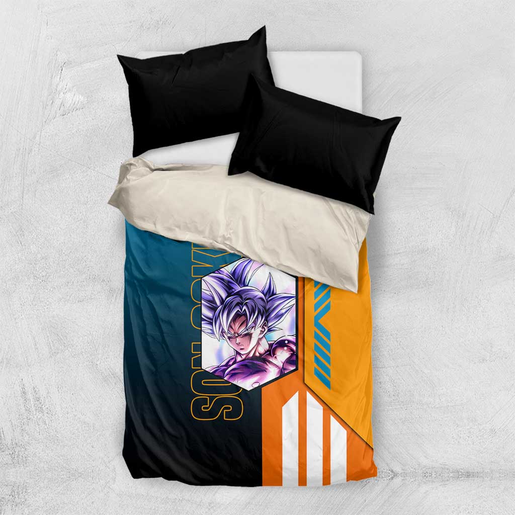 Son Goku from Dragon Ball Bedding Set with Orange Gi, Power Pose, and Energy Effect Design - The Mazicc
