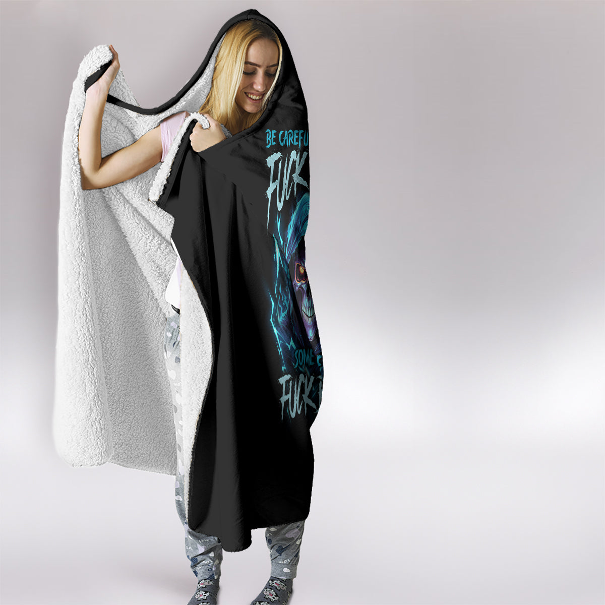 be-careful-who-you-fuck-over-soem-of-us-fuck-back-hooded-blanket