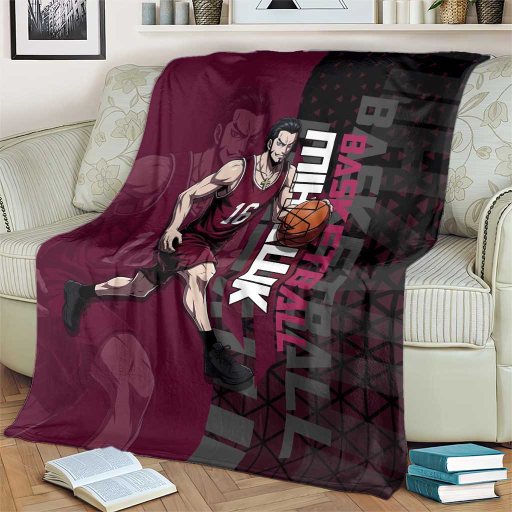 Mihawk One Piece Basketball Blanket Aggressive Pose - The Mazicc